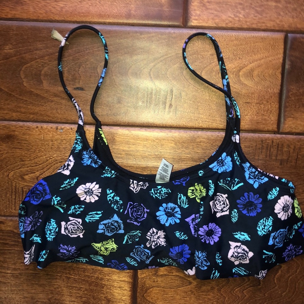 Bathing suit top